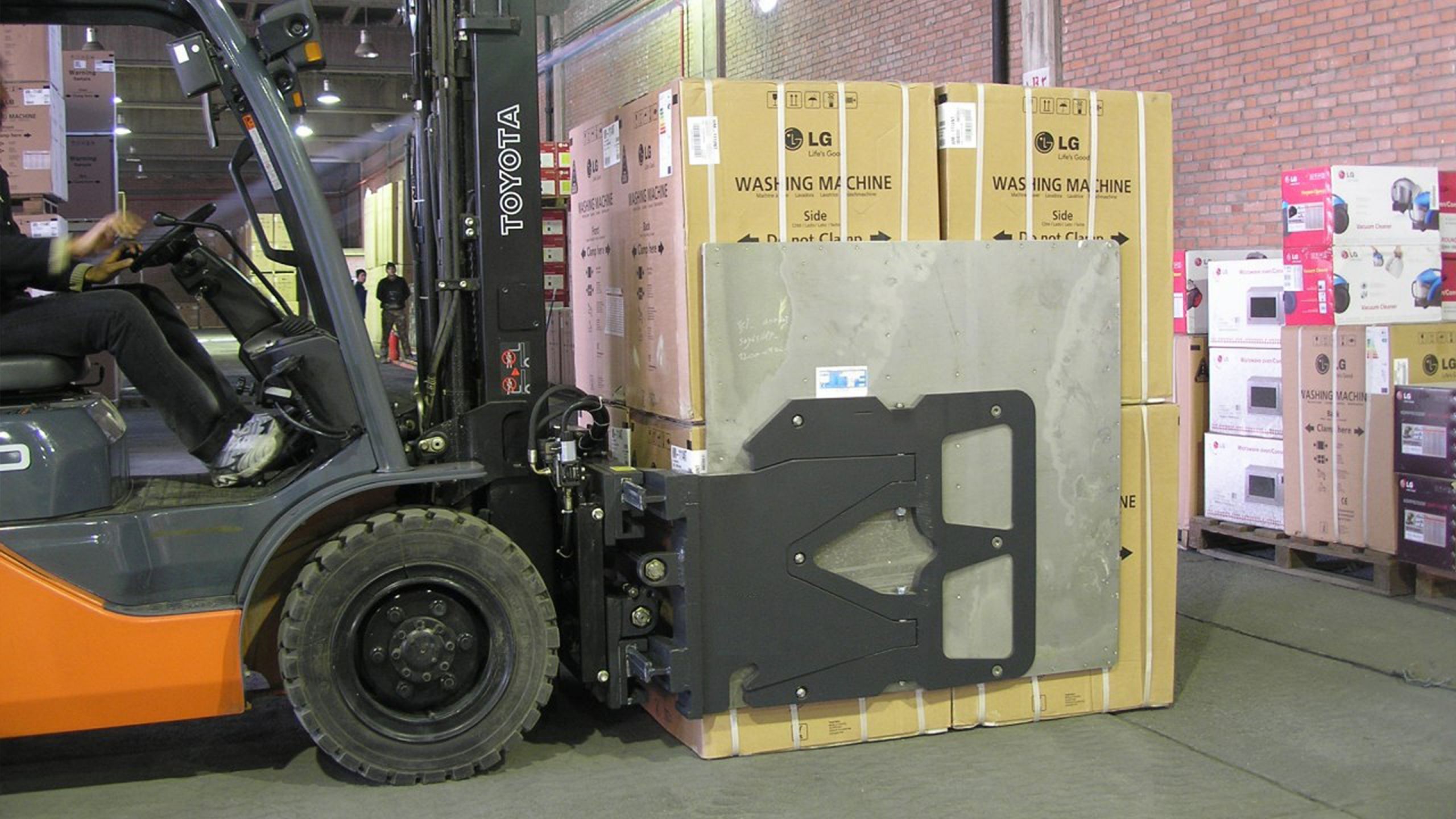 کارتن کلمپ  لیفتراک ایران کلمپ